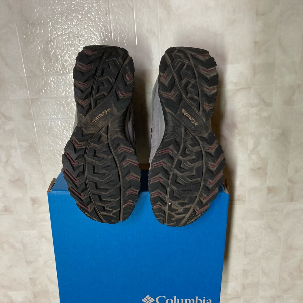 Columbia Crestwood waterproof hiking shoes women’s 7 m hikers athletic Euc - Picture 4 of 7